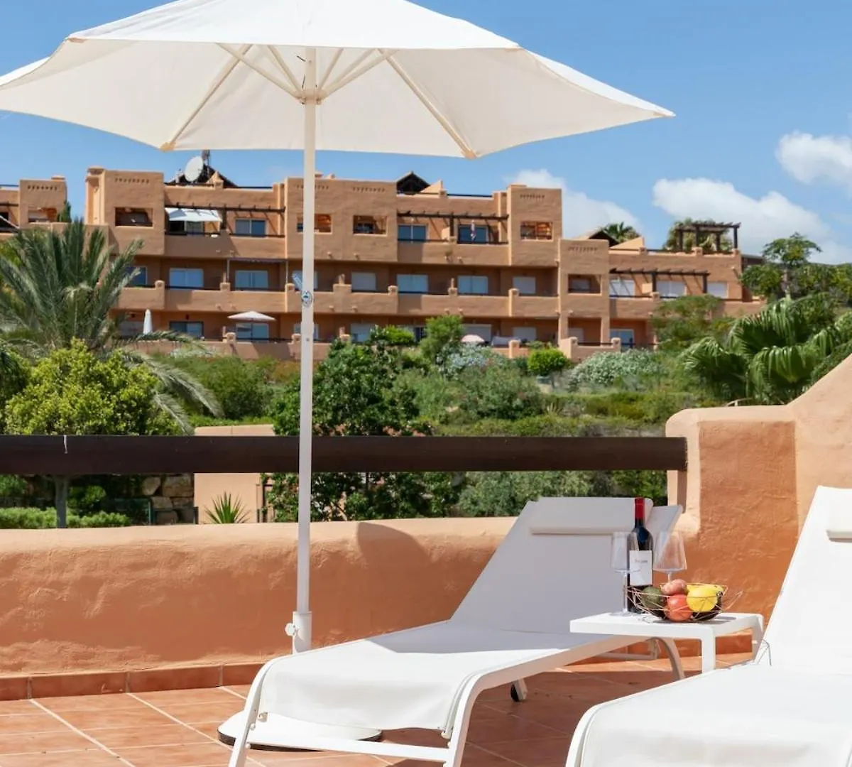 Discover Serene Living At Casares Del Sol - Rdr472 0*,